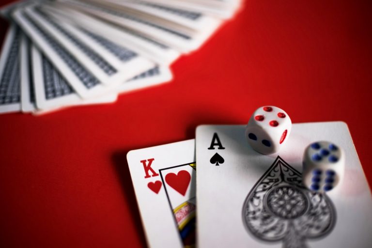 Anmeldelse av Casinoguide.Guru Anmeldelse av Casinoguide.Guru